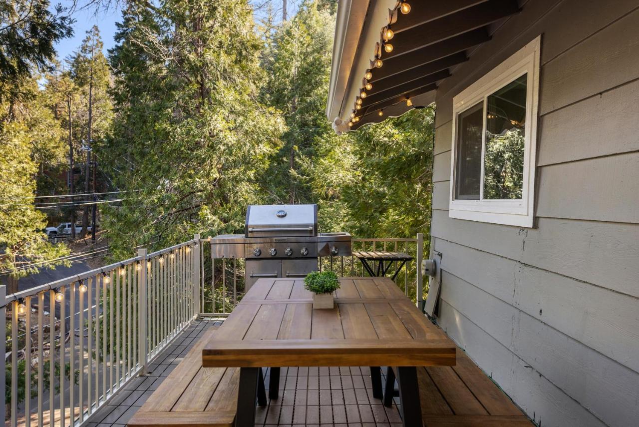 Mountain Getaway By Lake Crestline Exterior photo