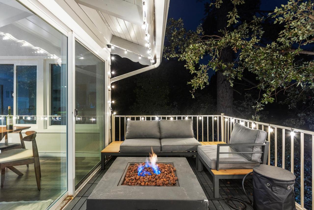 Mountain Getaway By Lake Crestline Exterior photo